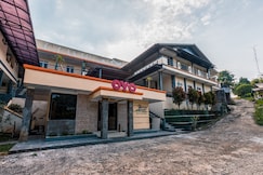 Dancenter Gunung Geulis Villagee, Bogor