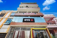 Hotel O JS Palace, Bettiah
