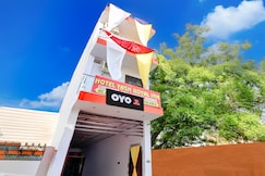 HOTEL O YASH ROYAL INN, Mohanlalganj