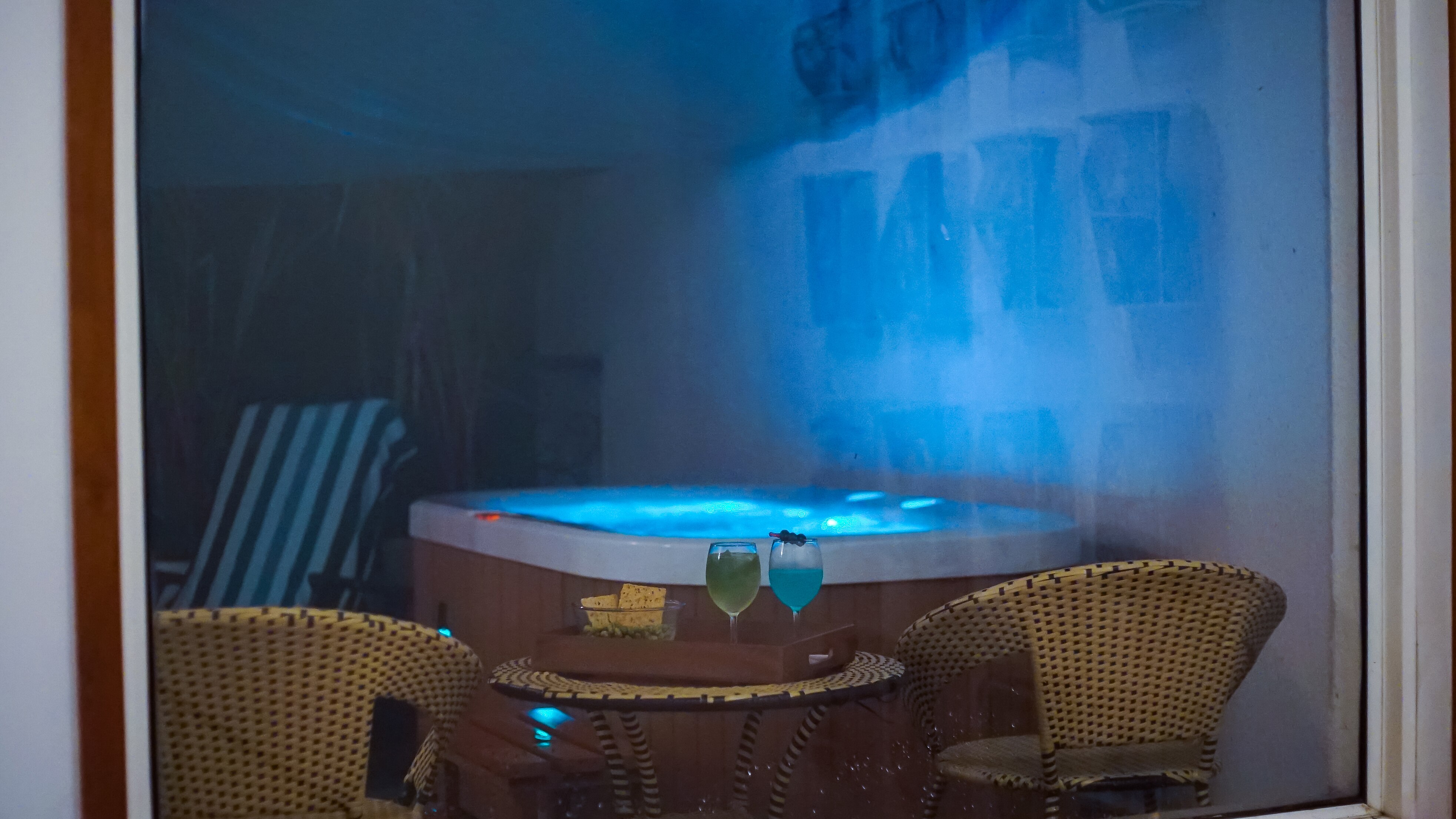 Luxury 3BHK Villa with Jacuzzi & pool in Assagao - Tap to explore photos