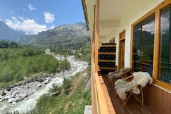 Stoneage, Manali