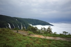 BREIANCY HOLIDAY INN, Cherrapunji