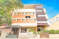 Collection O Gandhipuram, Coimbatore