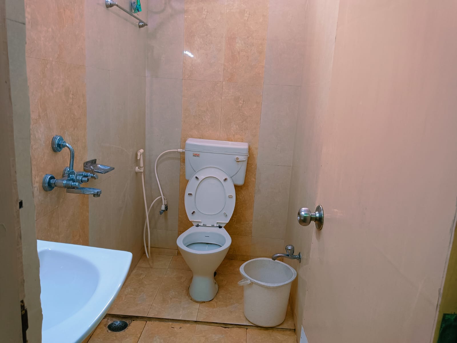HOTEL SWARNA VILLA - Tap to explore photos