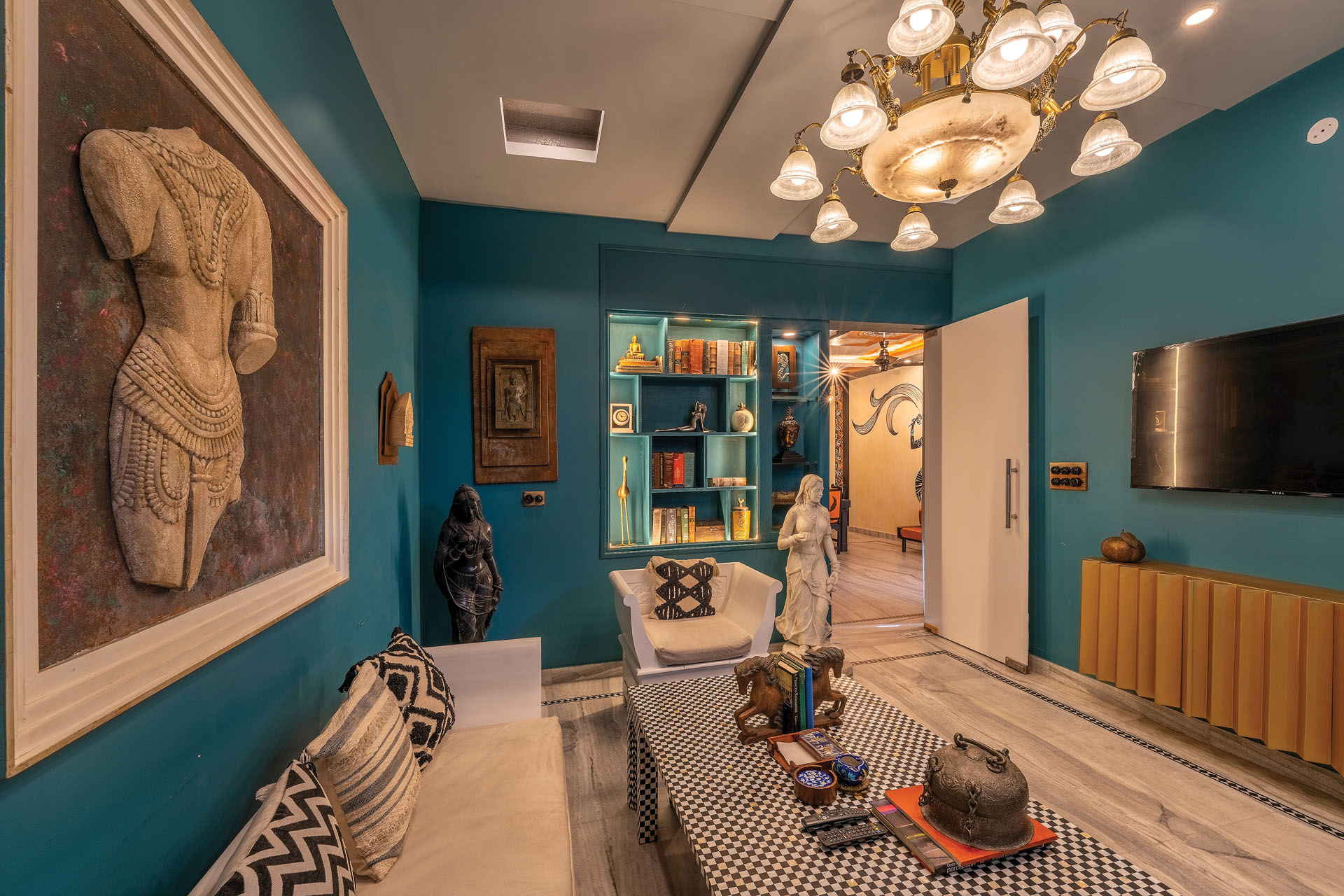 3BHK Art Villa - Garuda by Lalluji Luxe - Tap to explore photos