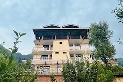 Kailash view sarahan, Jibhi