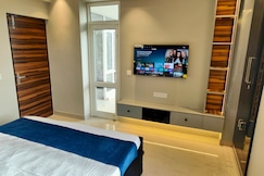 The Spotlight Suites, Greater Noida