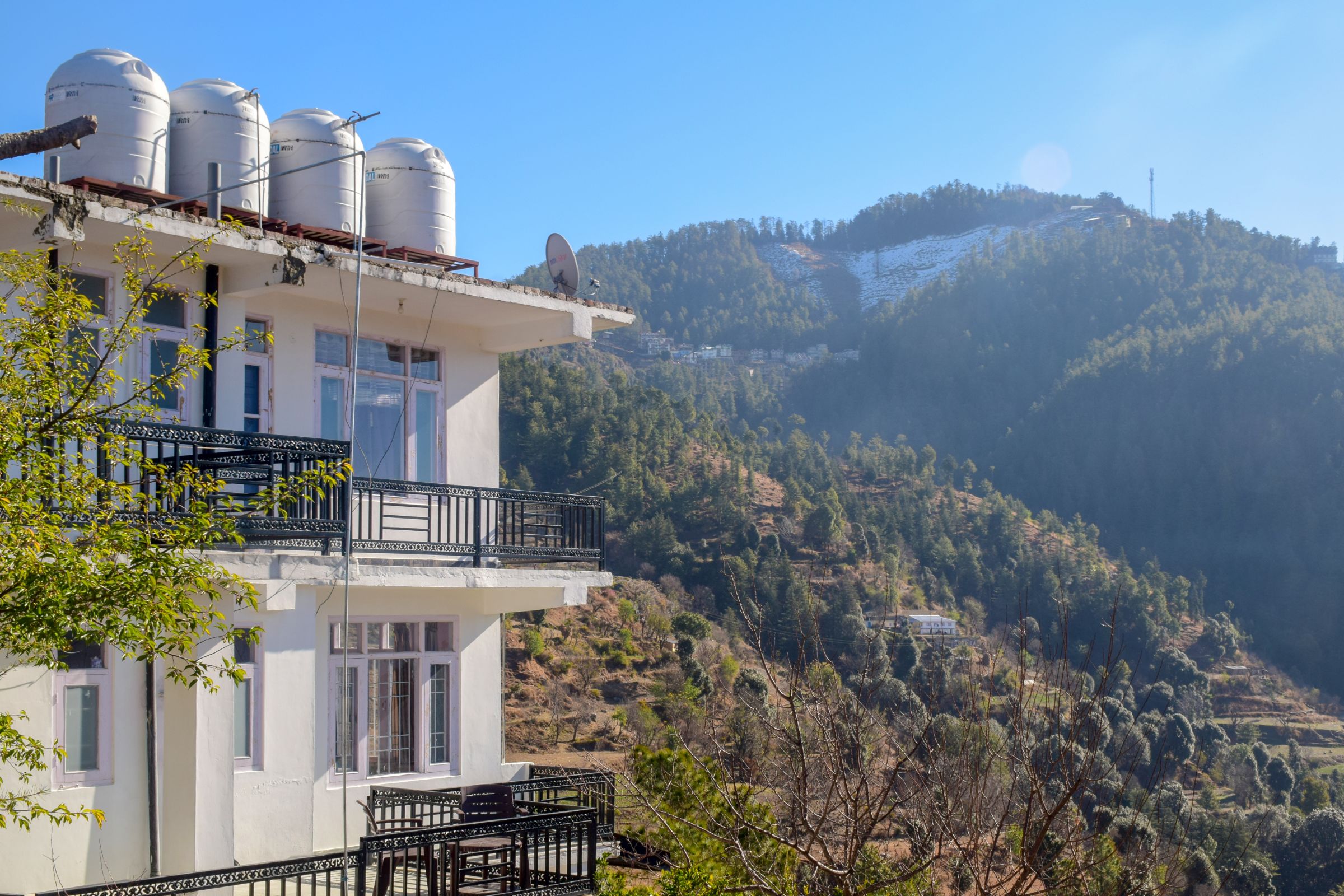 Bhatla Homestay | Mountain-view Rooms - Tap to explore photos