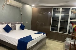 Castle Gold A Unit of Gold Room Huf, Delhi