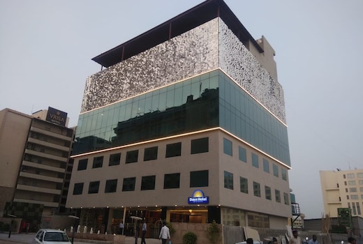 Days Hotel by Wyndham Jaipur Tonk Road