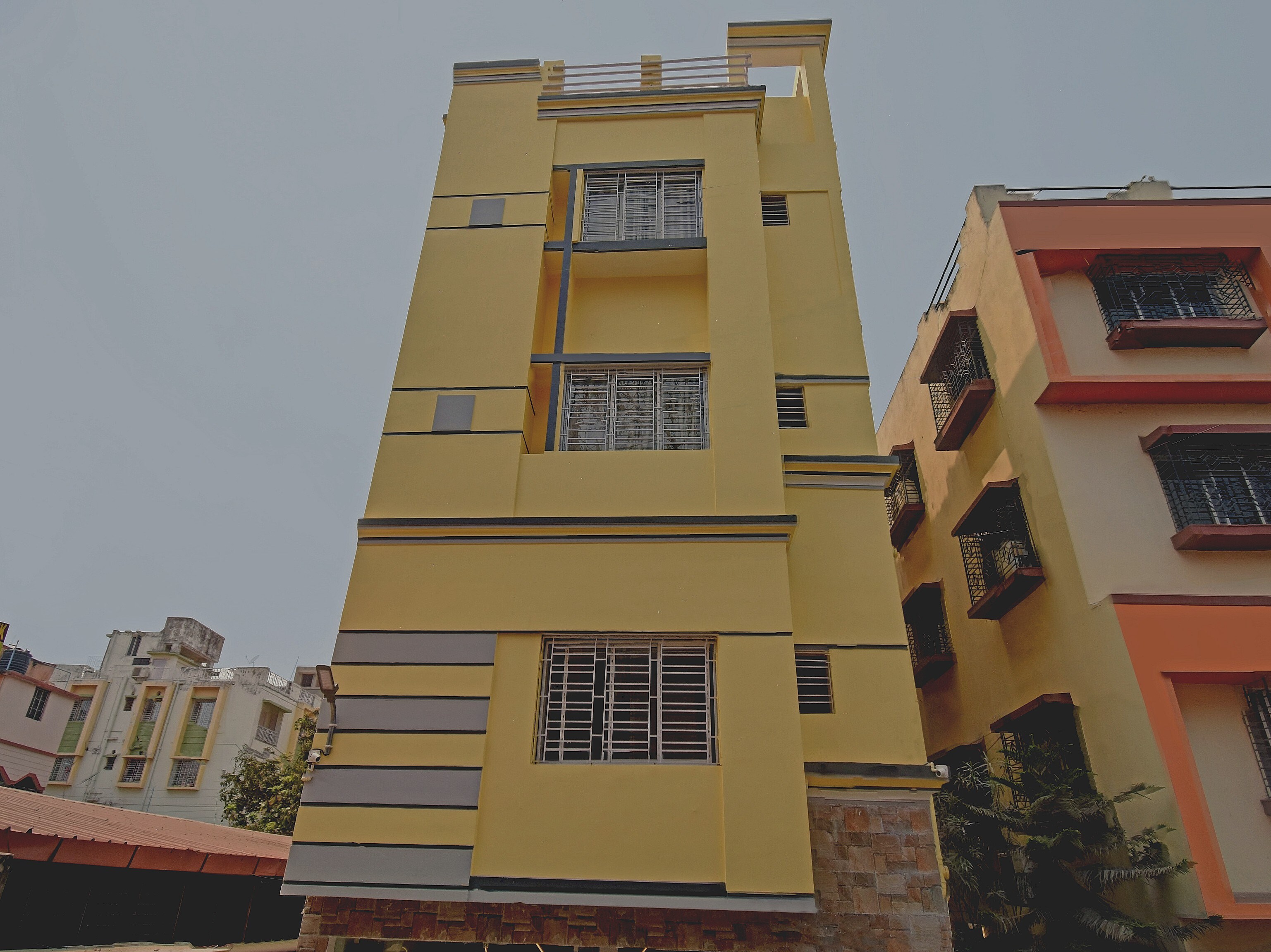 Collection O Ketan Regency Near Acropolis Mall - Tap to explore photos