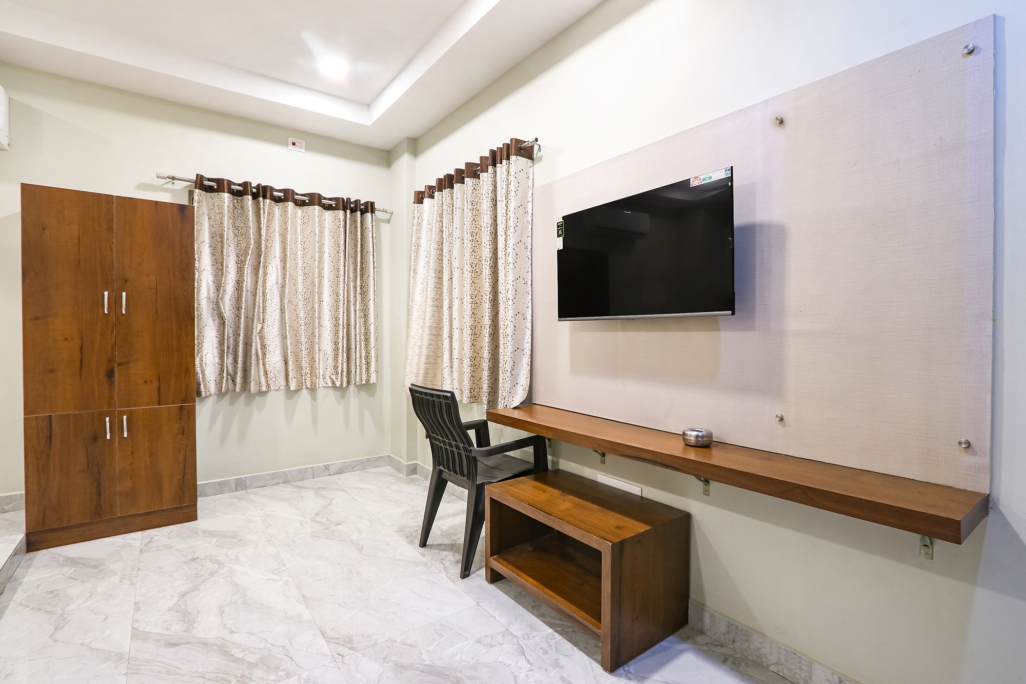 FabHotel Simhadri Grand-Nr Khammam Railway Station - Tap to explore photos