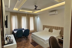 Hotel Sharanga, Hisar