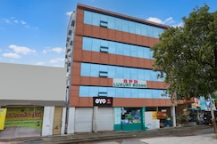 Hotel O S P R Luxury Rooms, Hyderabad