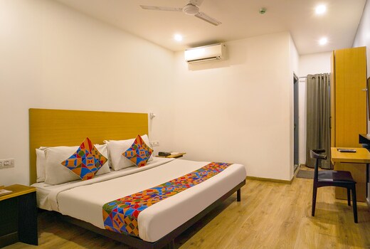 FabHotel Cinco - Nr Secunderabad Railway Station, Yashoda Hospital