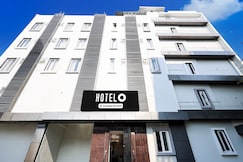 Super OYO Hotel O Kurnool City Railway Junction Formerly Diamond Court, Kurnool