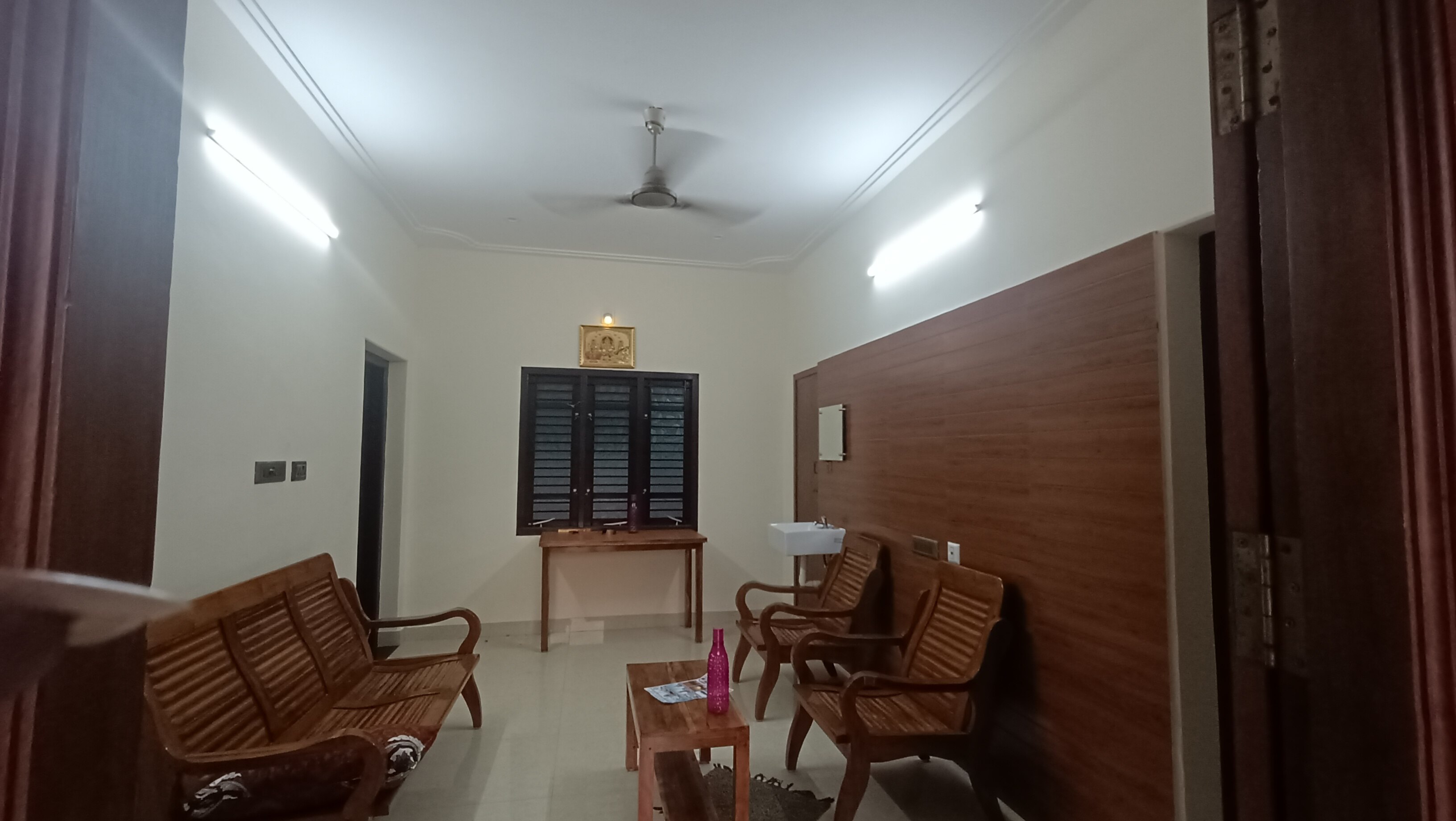 Thenkumari Homestay - Tap to explore photos