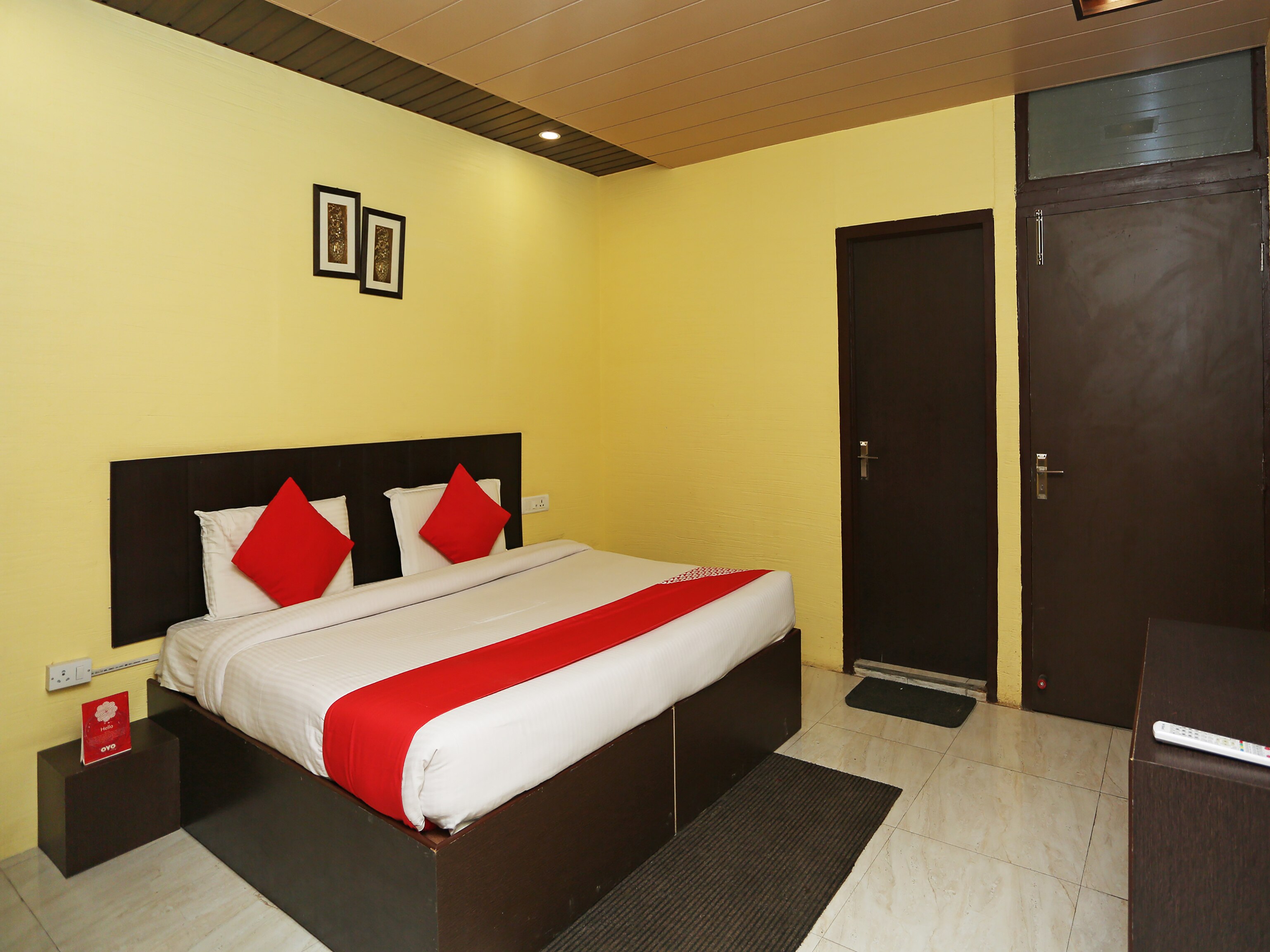 Hotel Shikhar Palace - Tap to explore photos