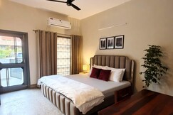 Pvt 2 BR cozy Homestay Ph 7 Mohali near Fortis, Mohali
