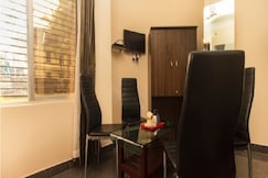 Sky Line Lodge, Siliguri