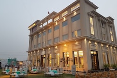UD Grand Hotel, Sadulshahar