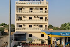 HOTEL PINNACLE, Phagwara