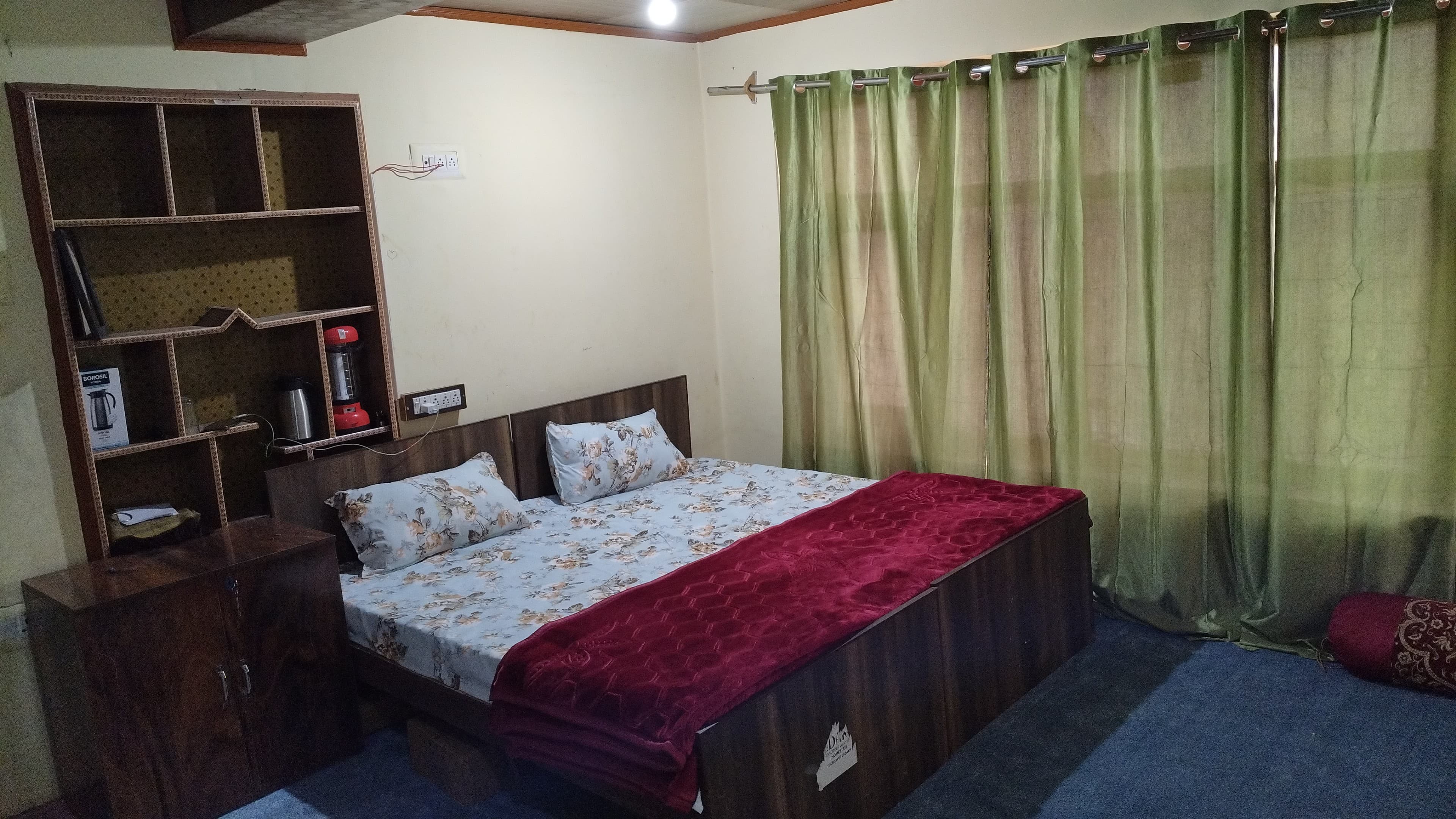 KASRI HOMESTAY - Tap to explore photos