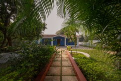 SaffronStays Adora Annex, Diveagar