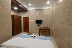 SSK Marina Residency, Paramakkudi