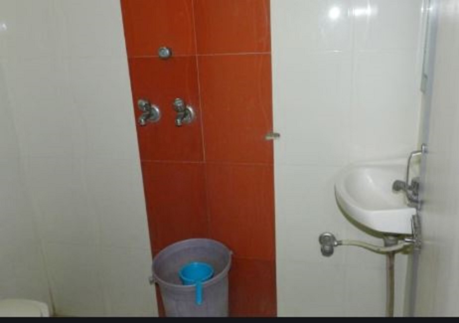 Hotel Kashish Paradise - Tap to explore photos