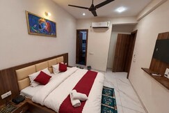 Hotel Lucky, Orchha