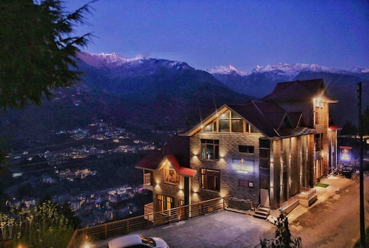 3 BedRoom Independent Private Apartment Balcony