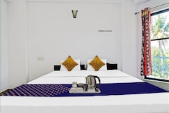 Cherai Tower Residency ( A/C Rooms ), Alleppey