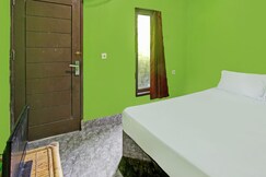 Hotel O Ashooy HomestayNearWisata Desa sedau, Lombok
