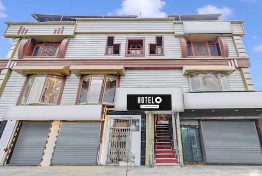 Hotel O Residency Road Srinagar