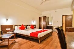 Hotel President Inn By Sky Stays, Gandhinagar