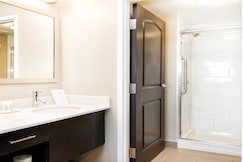 Staybridge Suites WEST EDMONTON, an IHG hotel, Edmonton, Alberta