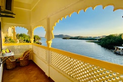 Vallabhgarh The Lake Retreat, Udaipur