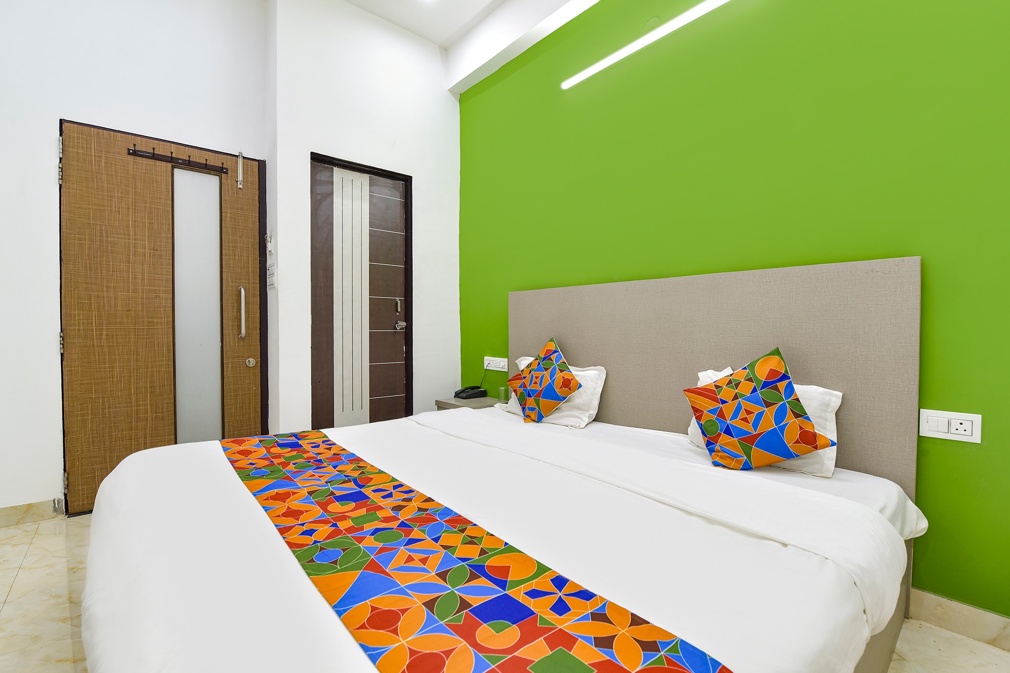FabHotel Avondale - Sitapura - Tap to explore photos