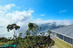 Sereno Hills, Vagamon