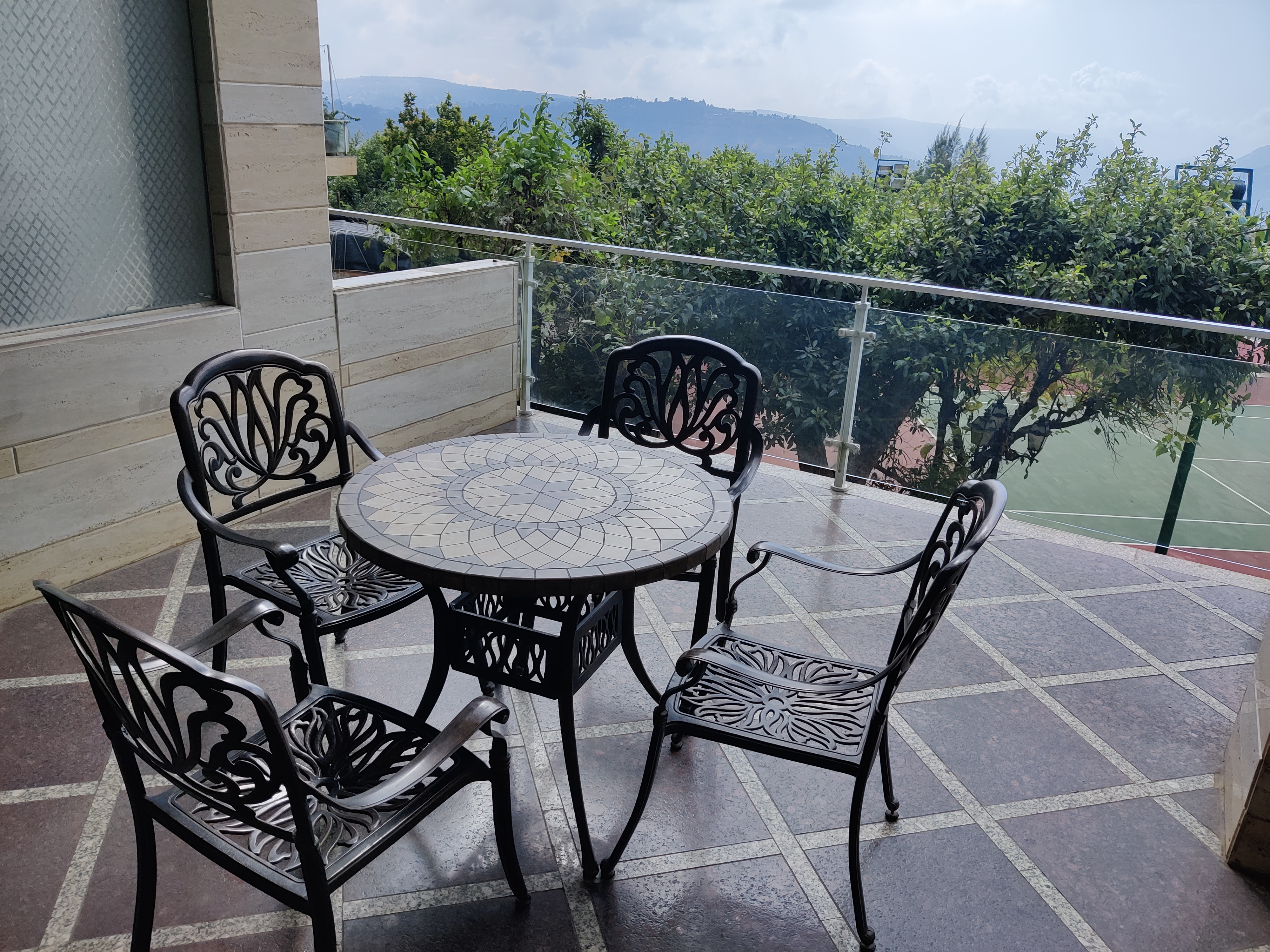 Ravine hotel 4