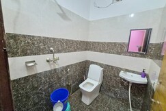 Hotel Delight 202 Rooms Airport Budget rooms, Jaipur