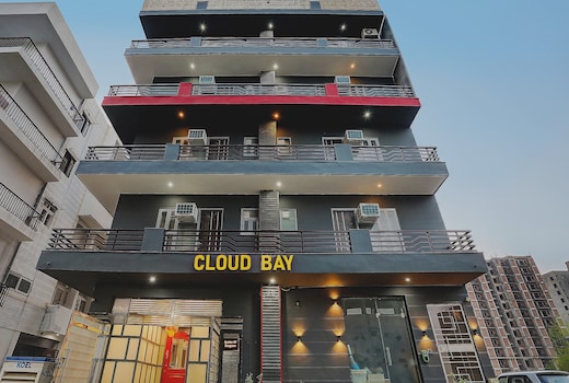 Townhouse Cloud Bay, Near Genpact, Sector-69, Gurgaon