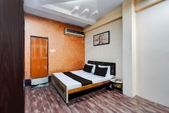 Super Collection O Lokmanya Nagar Metro Station Formerly Hotel Siddhivinayak, Kalmeshwar