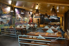 Hotel Neelgiri, Manali