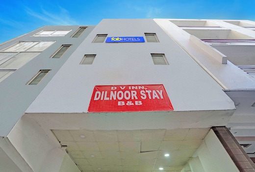 FabHotel Dilnoor Stay