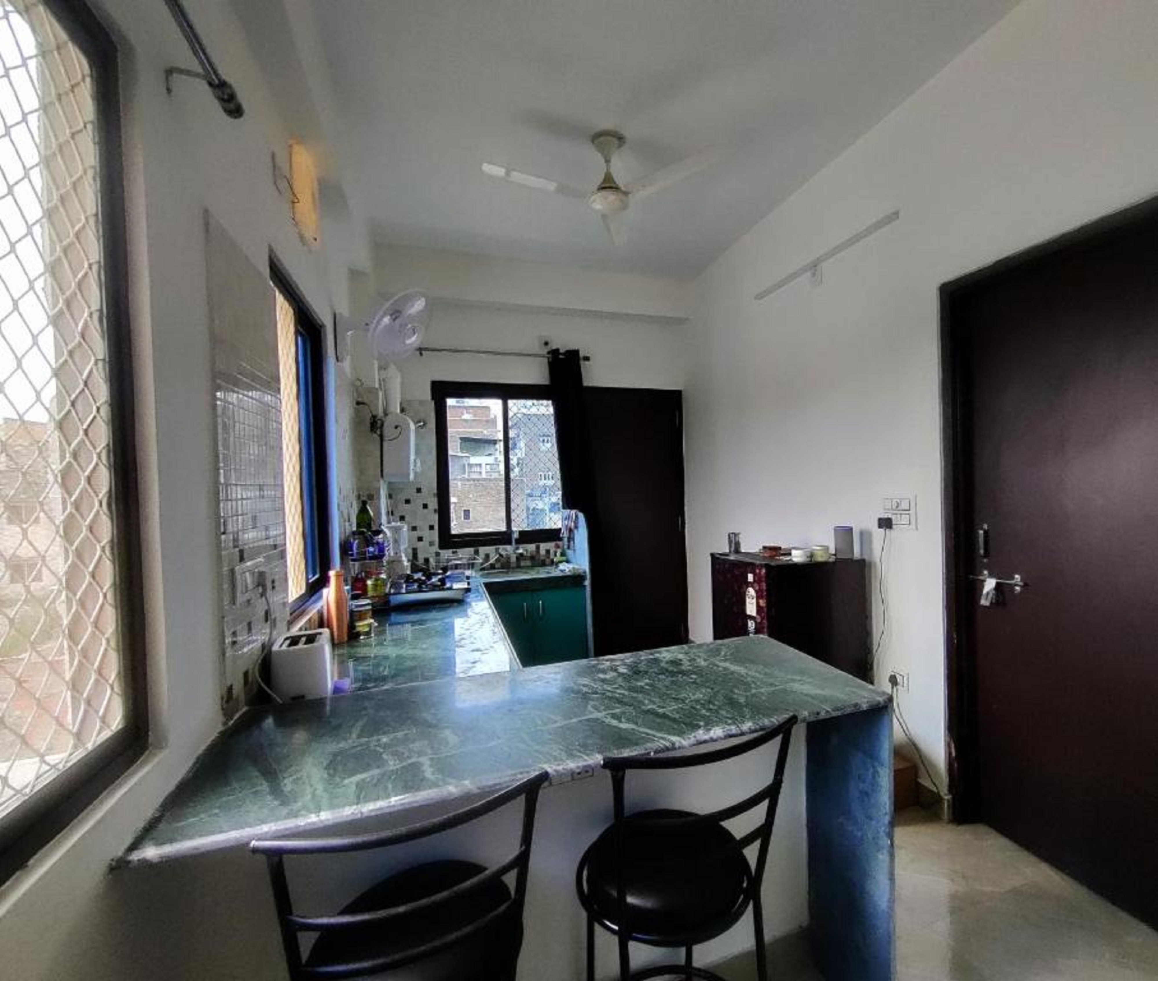 Shani Homestay - Tap to explore photos