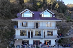 Lucky Homestay, Shoghi