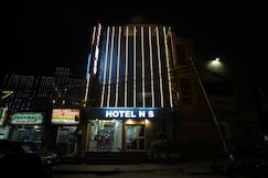 HOTEL NS, Delhi