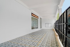 Super Hotel Redmoon Residency Elite, Chennai
